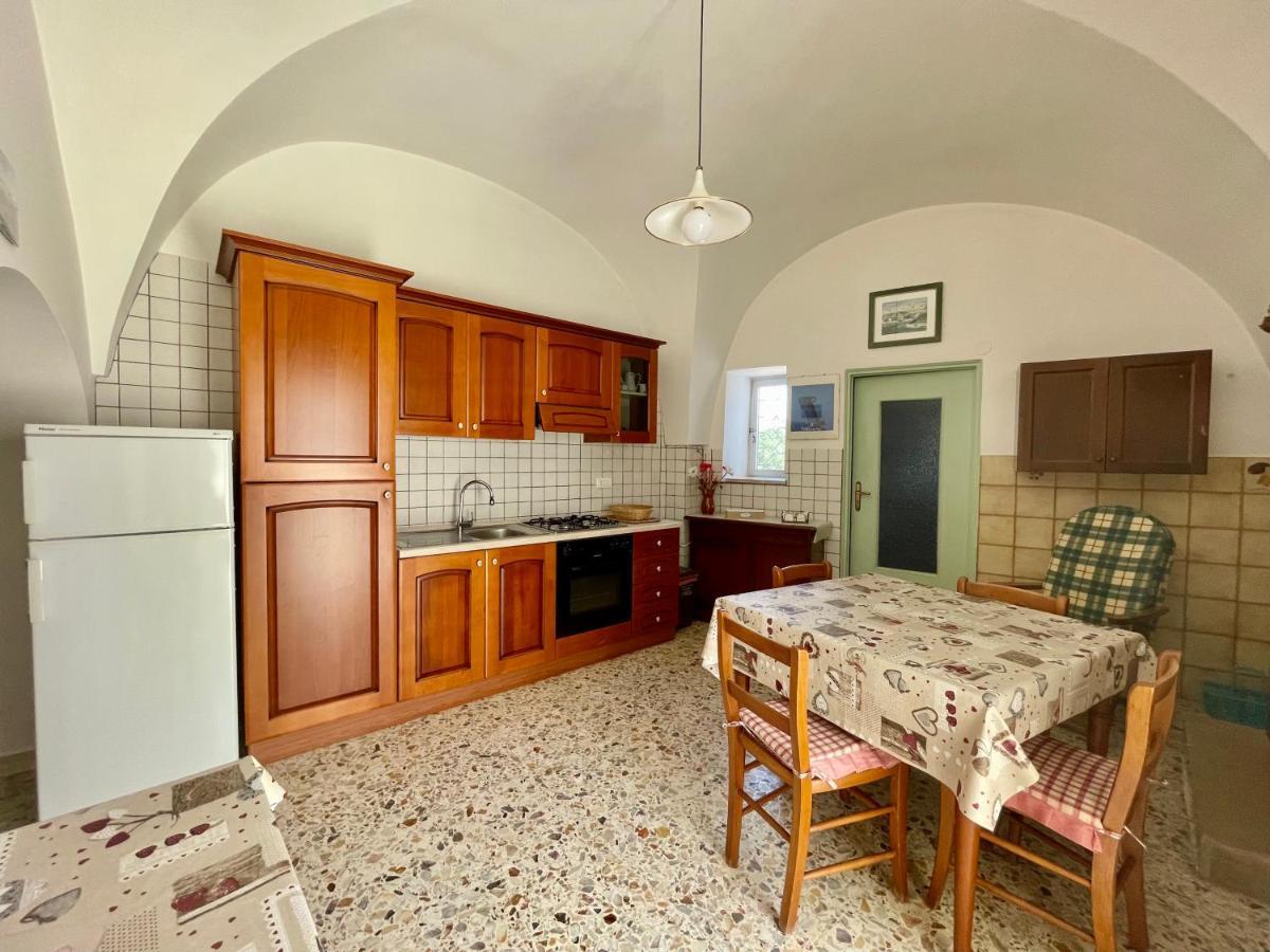 Trulli Lupoli In Valle D Itria Cisternino Ngoại thất bức ảnh